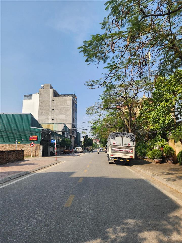 Cần bán 373m2 đất đường giáp hải đường ô tô tránh kinh doanh và đã có sẵn nhà xưởng