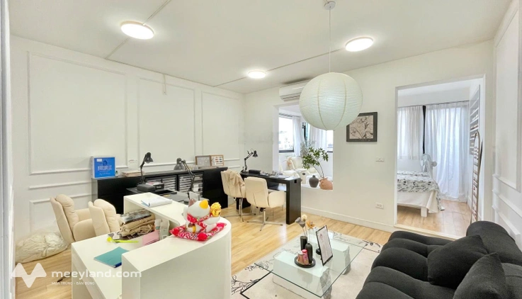 Cho thuê văn phòng Đống Đa sàn 50m2 tại Hồ Ba Mẫu - Xã Đàn giá 8,5tr sàn mới đẹp nhiều ánh sáng