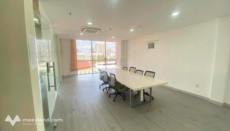 Cho thuê văn phòng 180m2 full nội thất Hai Bà Trưng giá chỉ từ 33 triệu