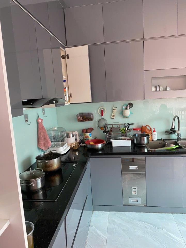 CHỦ NHÀ CẦN TIỀN GIẢM GIÁ TỪ 11,5 TỶ CÒN 10,8 TỶ NHÀ TUYÊND 2 LÊ HỒNGG PHONG