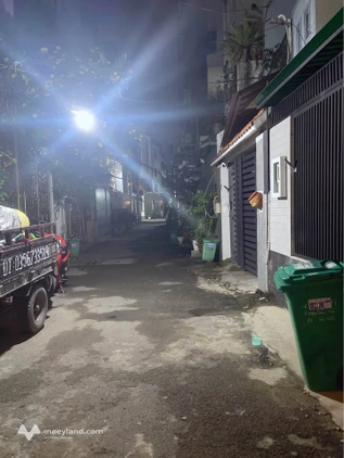 Nhà đẹp Dương Quảng Hàm 5 tầng, gara ô tô, nội thất xịn