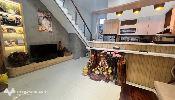 Chốt ngay nhà mê full nội thất, trung tâm Buôn Ma Thuột cực cháy