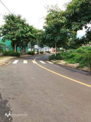 Đất mặt tiền đường bê tông, 280m² tại Gia Nghĩa, Đắk Nông, giá 900 triệu