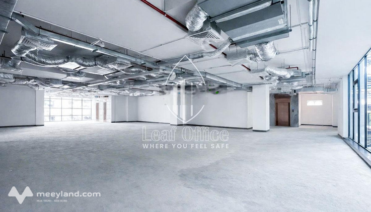 Cho thuê văn phòng tòa nhà mới cao cấp MDA Premium CMT8 Quận 3 - 300m2 view công viên xanh