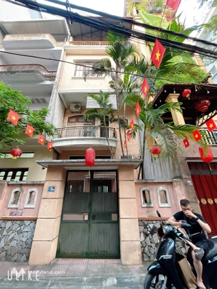Nhà phân lô phố Tạ Quang Bửu, Bách Khoa, 72m2, 5 tầng, gara ô tô, vỉa hè rộng thoáng