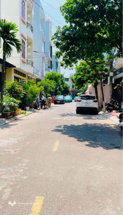 Bán nhà trọ 4 tầng, 13 phòng mặt tiền đường Nguyễn Thị Định, Quy Nhơn
