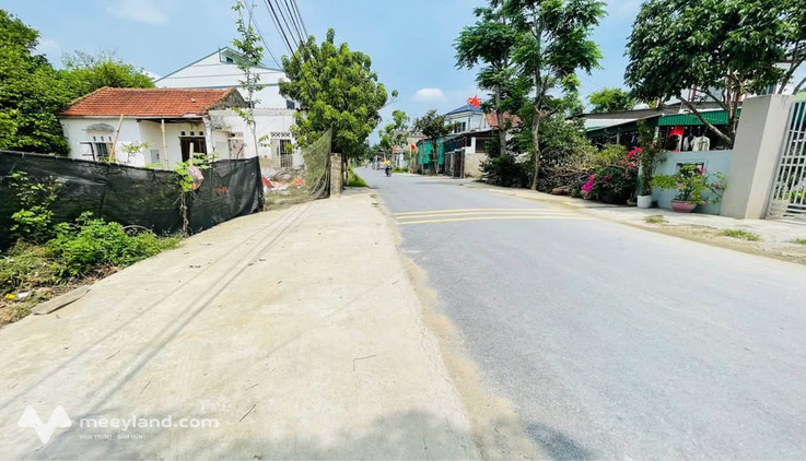Bán lô đất 2 mặt tiền tại xã Nghi Thái, thành phố Vinh, diện tích 83m2