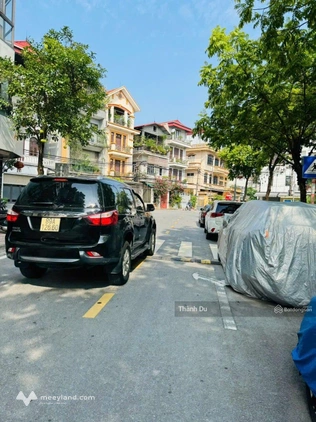 Cho thuê mặt bằng văn phòng Lâm Hạ 100m2 giá 11 triệu vị trí đẹp, ô tô đỗ cửa