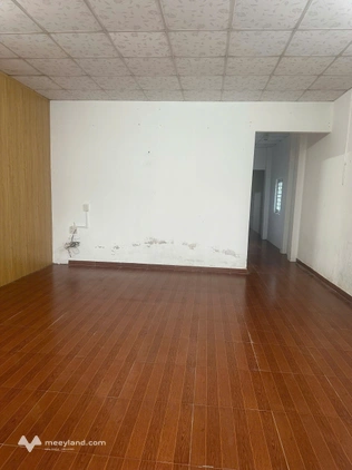 Cho thuê nhà cấp 4, gồm 3 phòng ngủ, mặt tiền đường 5m5 Đinh Nhật Thận, Sơn Trà, Đà Nẵng