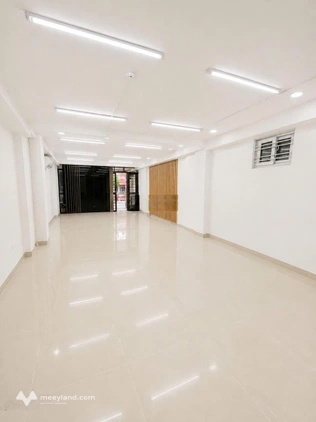 Chính chủ cho thuê mặt bằng kinh doanh hoàng văn thái - chỉ 18tr sàn 100m2/mt6m kinh doanh đa ngành