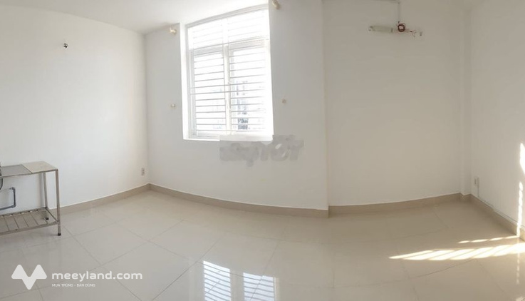 Cho thuê phòng 16m2 ngay ĐH luật - ngã tư bình triệu