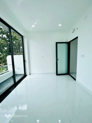 Nhà mới xây hoàn thiện tại Gò Vấp 1 trệt, 2 lầu, 3 phòng ngủ, thiết kế rộng rãi thoáng mát, dọn vào ở ngay