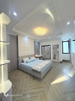 Nhà phố trung tâm Đà Lạt, 92m2, 5 tầng, thang máy, gara ô tô