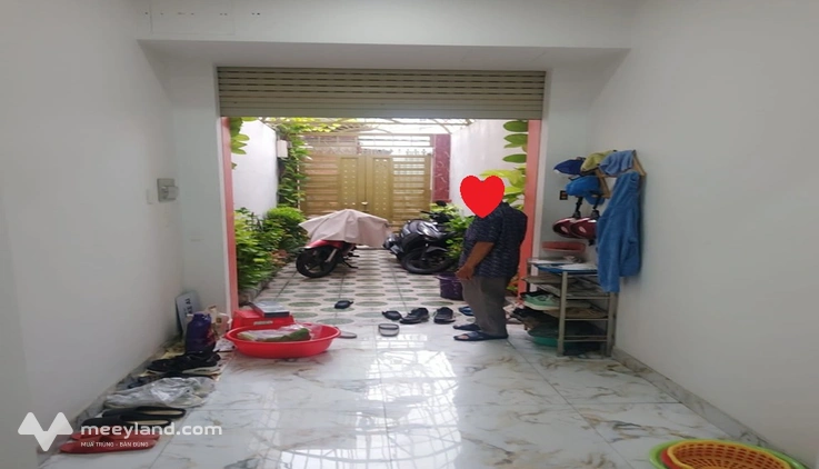Bán nhà hẻm VF3, đường Nguyễn Kiệm, Đức Nhuận, 84m2, 4 tầng, giá cực rẻ