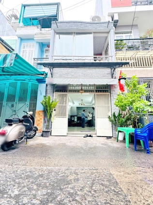 Nhà 1 lầu hẻm xe hơi đường Âu Dương Lân, gần cầu Chữ Y, Quận 8