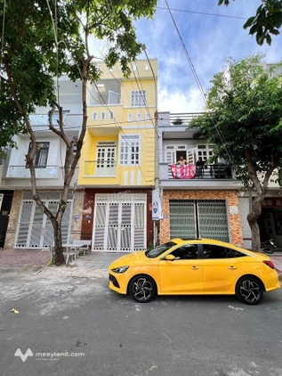 Nhà đẹp 3 tầng tại Khu đô thị Chí Linh, Vũng Tàu - Đông Nam mát mẻ, ô tô tránh nhau