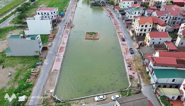 Cho thuê nhà 3 tầng, khu đô thị Chờ, Yên Phong, diện tích 78m2, mặt tiền 6,5m