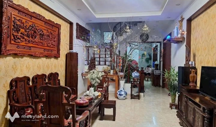 Nhà 3 tầng, diện tích 72m2 tại khu vực Hàn Thuyên, Nam Định