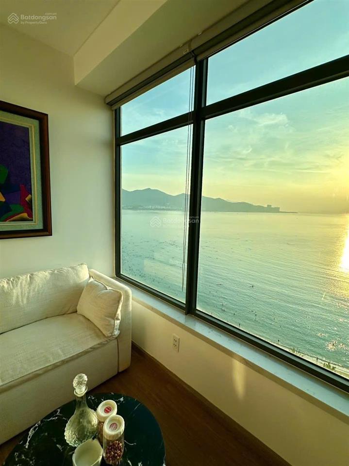 Kiều trinh 1602 căn góc nữ hoàng view trực diện biển mường thanh viễn triều nha trang