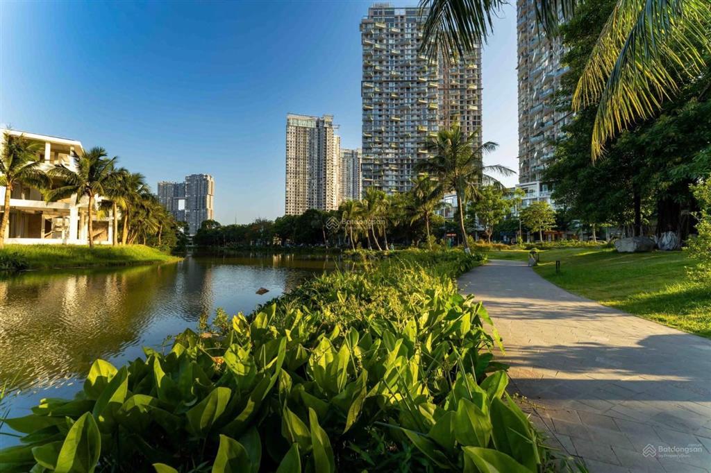 Cần bán nhà phố vịnh đảo ecopark văn giang hưng yên 2 mặt tiền