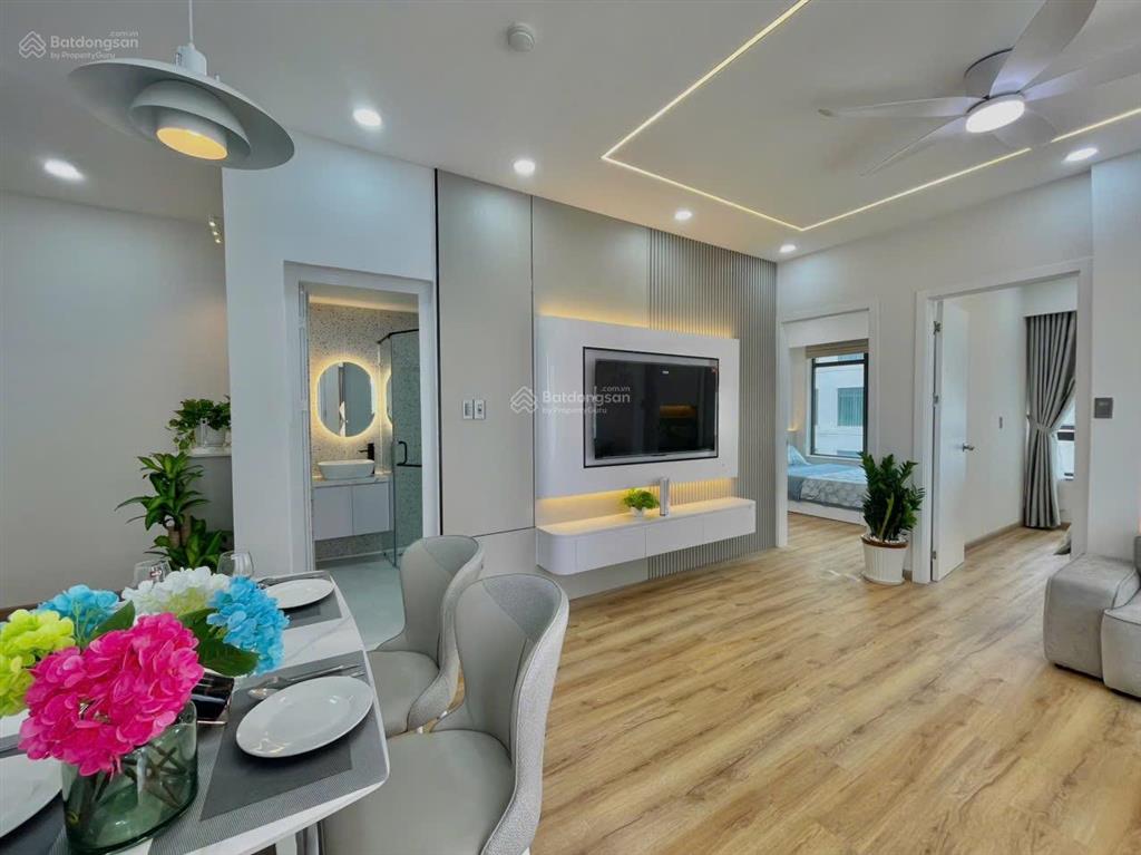 Kiều trinh2614 bán căn góc sát biển hòn chồng 2pn view biển đẹp, full nội thất, giá 3,8 tỷ