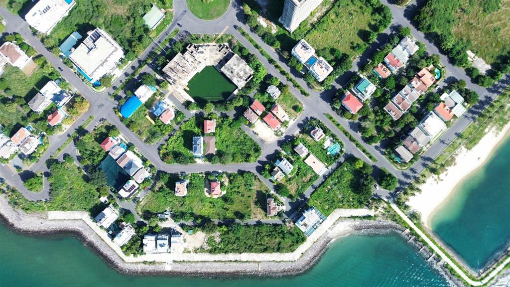 Bán biệt thự mới xây, trực diện biển khu đô thị an viên, 350m2, 4 tầng, 80 tỷ, có sổ đỏ