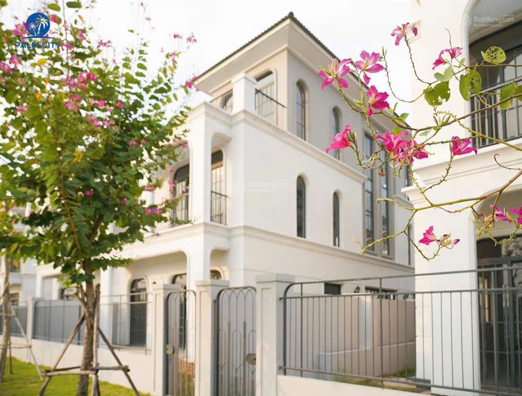 Bán gấp cắt lỗ nhà phố palm city ngay nút giao cao tốc vđ3 sổ hồng giá chỉ 11 tỷ