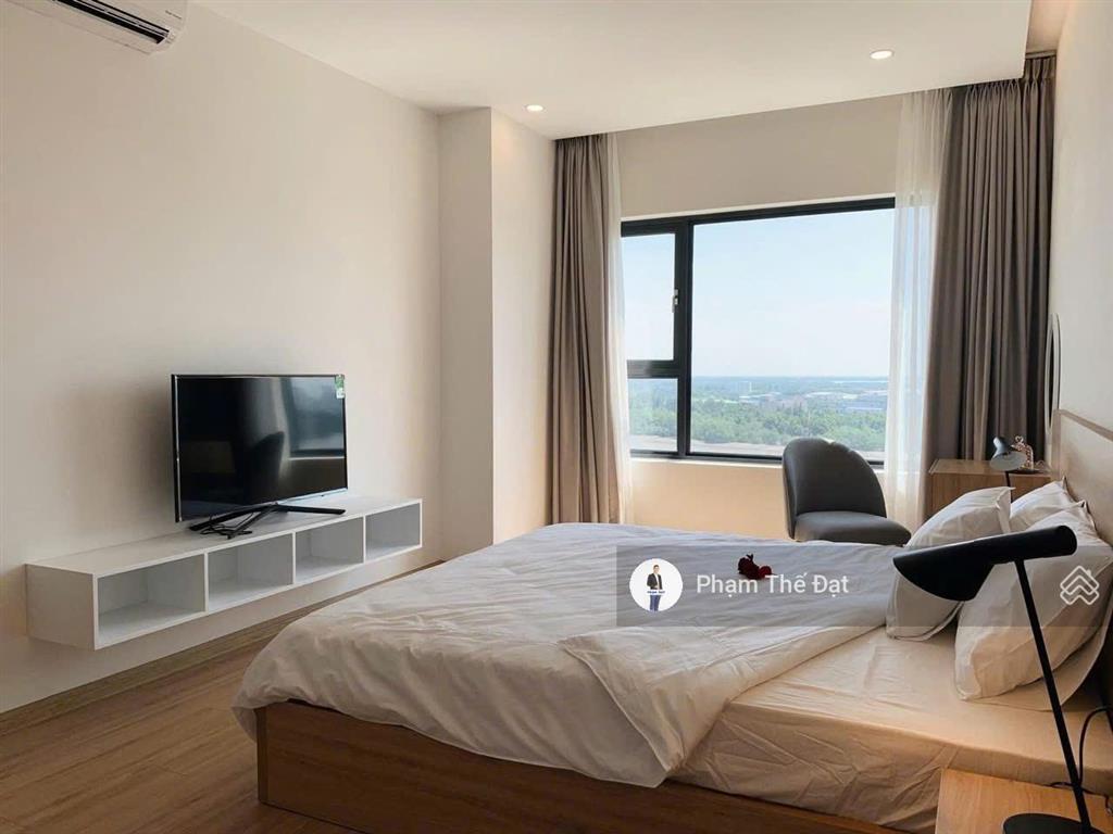 3pn mặt tầng trung view sông hướng đông nam thoáng mát giá 8,7 tỷ all in. em đạt coi nhà thực tế
