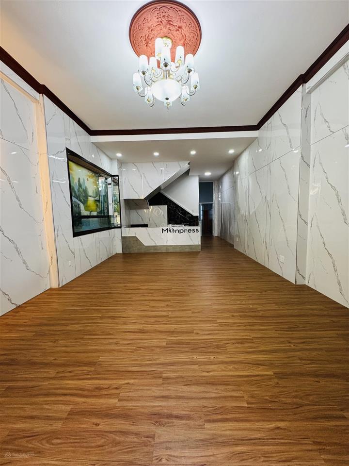 Chính chủ gửi bán nhà 3 lầu mt đường 49 p. bình trưng đông q2 cũ tp hcm