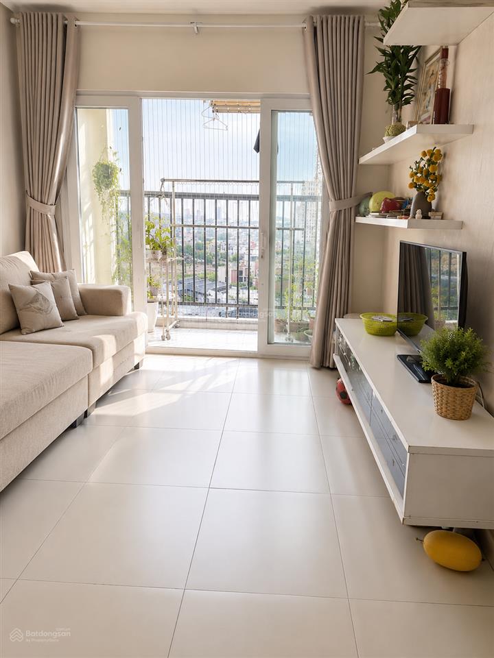 Bán nhanh căn hộ 2pn chung cư bộ công an, 72,8m2, lầu cao, sang tên ngay, giá 4,9 tỷ