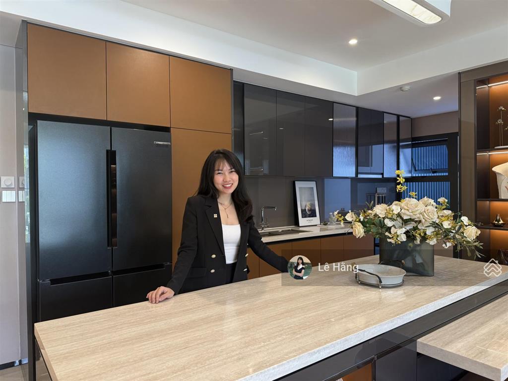 Căn góc 3pn gladia heights 124m2 view nội khu
