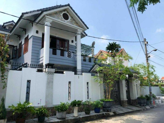 Bán rẻ mtnb đường cmt8 ngang khủng 24mx20m 460m2 villa sân vườn 2 tầng chỉ 160tr/m2! đường vip