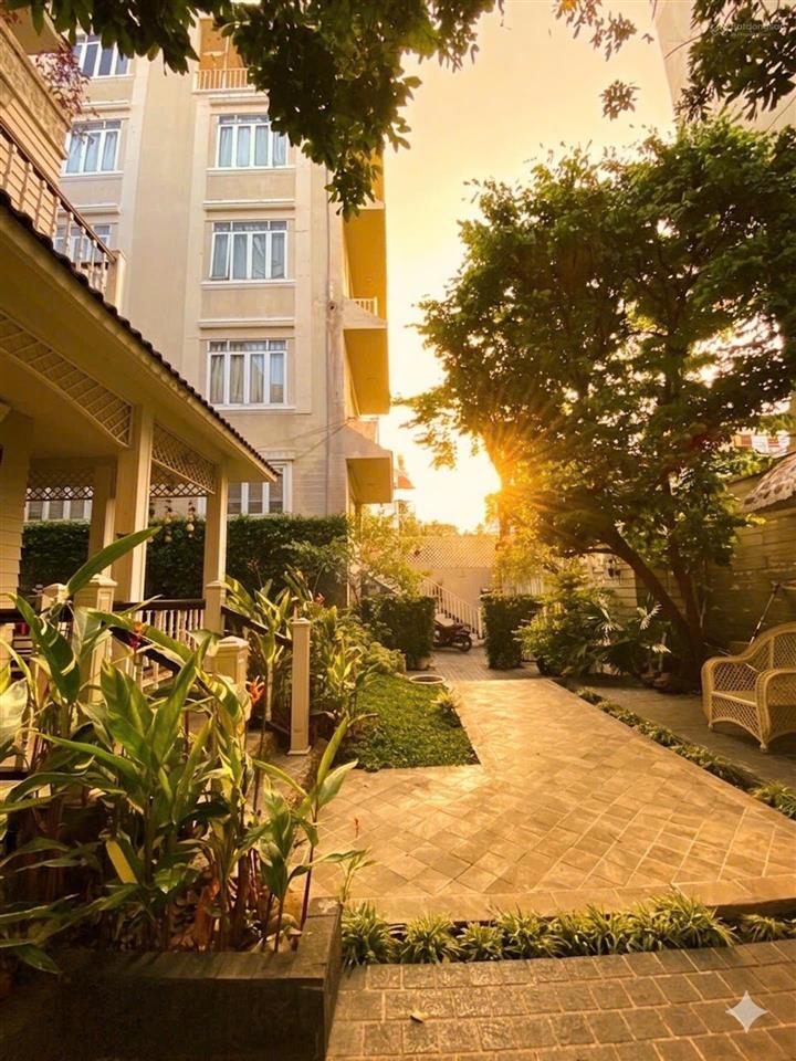 Biệt thự sân vườn kết hợp tòa building văn phòng gần 500m² cư xá tự do tân bình chỉ 112 tỷ tl