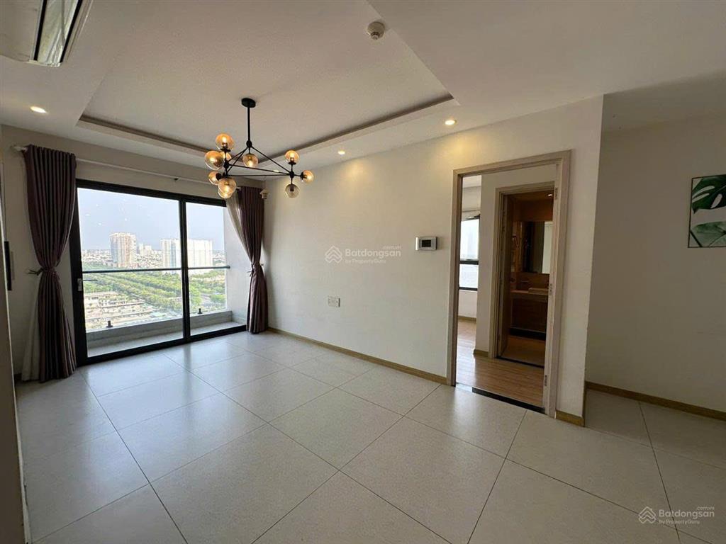 Mình có nhu cầu bán gấp căn 3pn 102m2 new city căn góc view nhìn về sông 8.990 tỷ bao hết