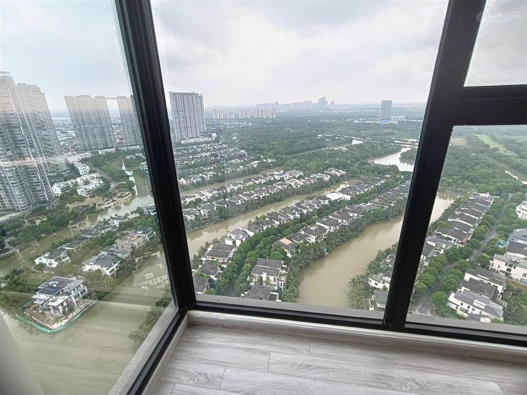 Bán căn 3 ngủ skyforest 100m view biệt thự đảo giá 7.6 tỷ bao phí