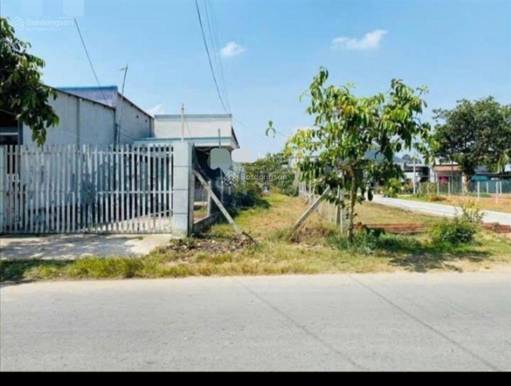 Bán lô đất 127m² ngay ngã ba hai châu. giá 600tr, sổ hồng riêng