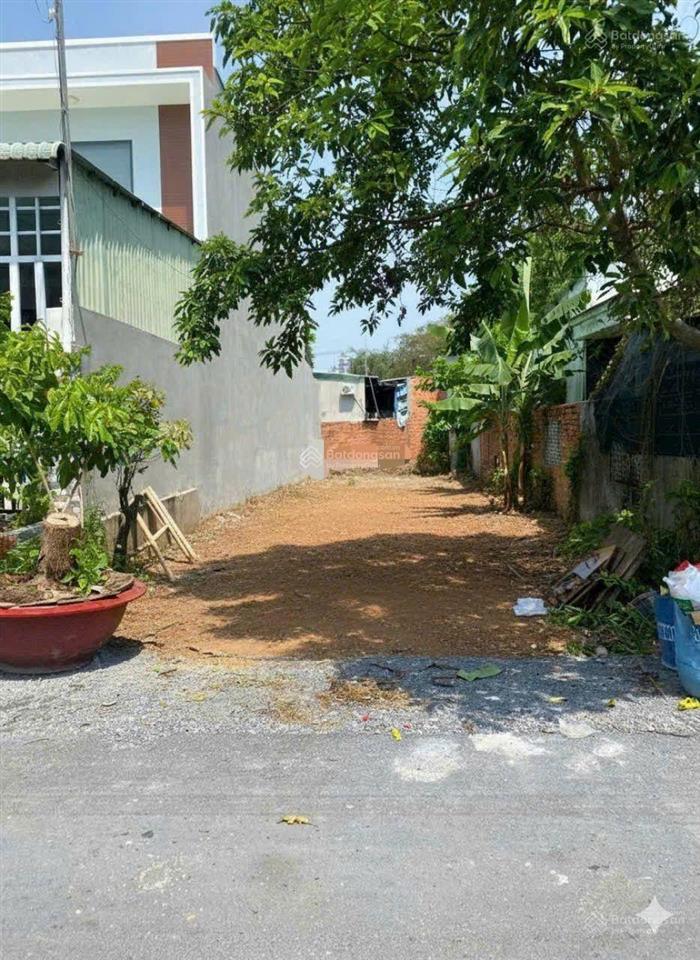 Bán lô đất 134m² gần trường tiểu học trảng bàng. giá 550tr, sổ hồng riêng