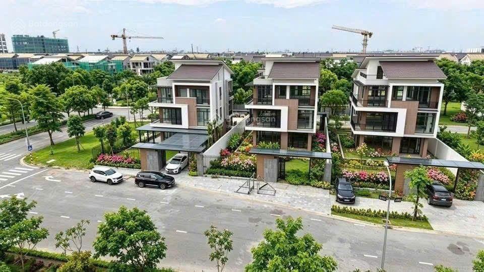 Bán bt tại centa riverside, 22,9 tỷ, 225m2, nhà đẹp, tiện nghi đầy đủ