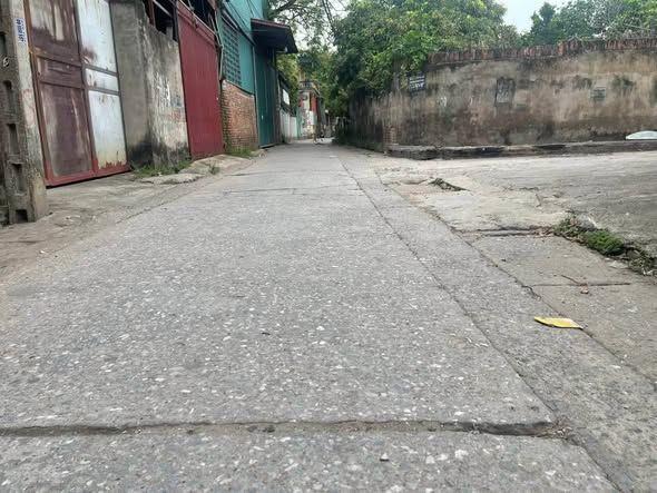 SĂN NGAY HÀNG F0 GIÁ GỐC – ĐỘC QUYỀN 2 LÔ ĐẤT ĐẸP THÔN CẦU, LẠC ĐẠO – ĐƯỜNG THÔNG Ô TÔ TRÁNH: 0835459289