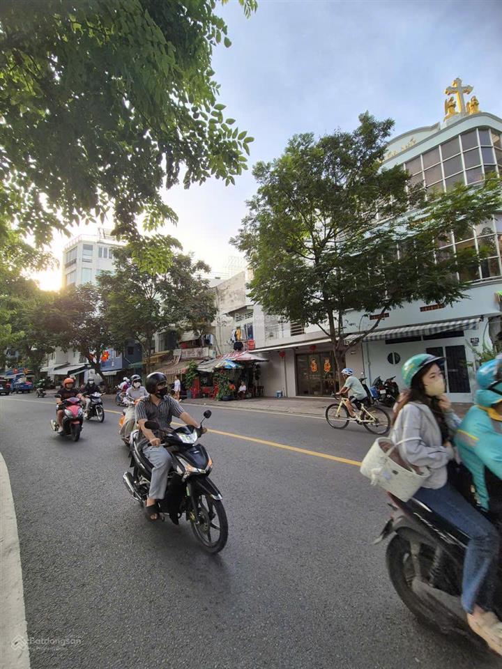 Mặt tiền thụt hoàng sa dt 4.1mx10m, 5 tầng ngay nam kỳ khởi nghĩa