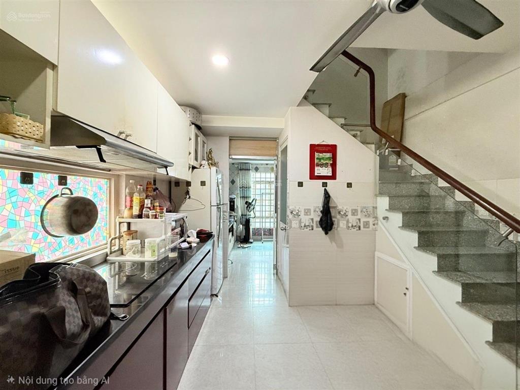 Mt tôn đản dtsd 200m² 5pn dòng tiền 420tr/năm