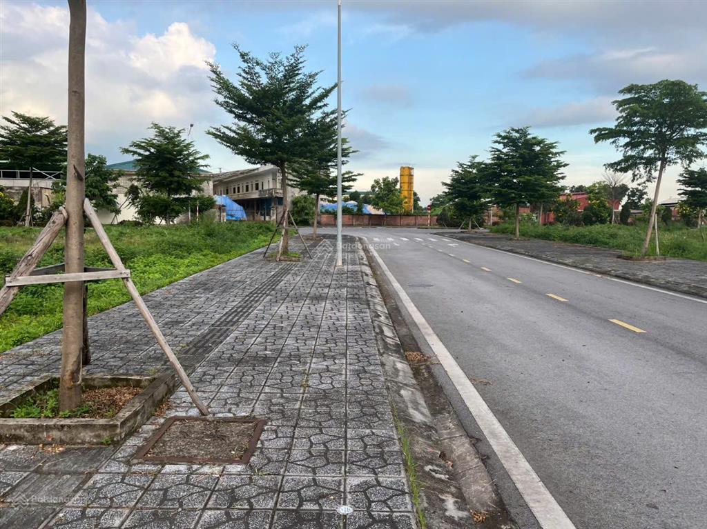 Bán đất tại khu đô thị kim sơn, mạo khê, giá 36,5 triệu / m2, 380 m2, view đẹp, uy tín