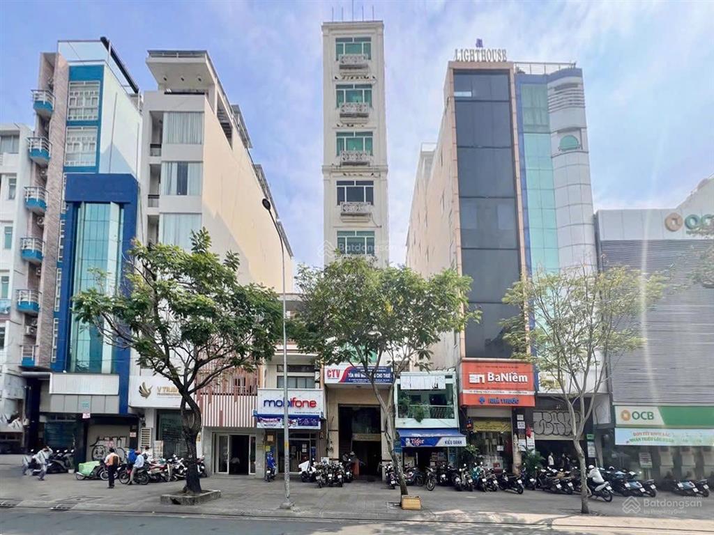 Quận 4 bán siêu phẩm 9 tầng mặt tiền hoàng diệudt 4,4m*23m sh vuông đẹpđang kd vpcty giá trị cao
