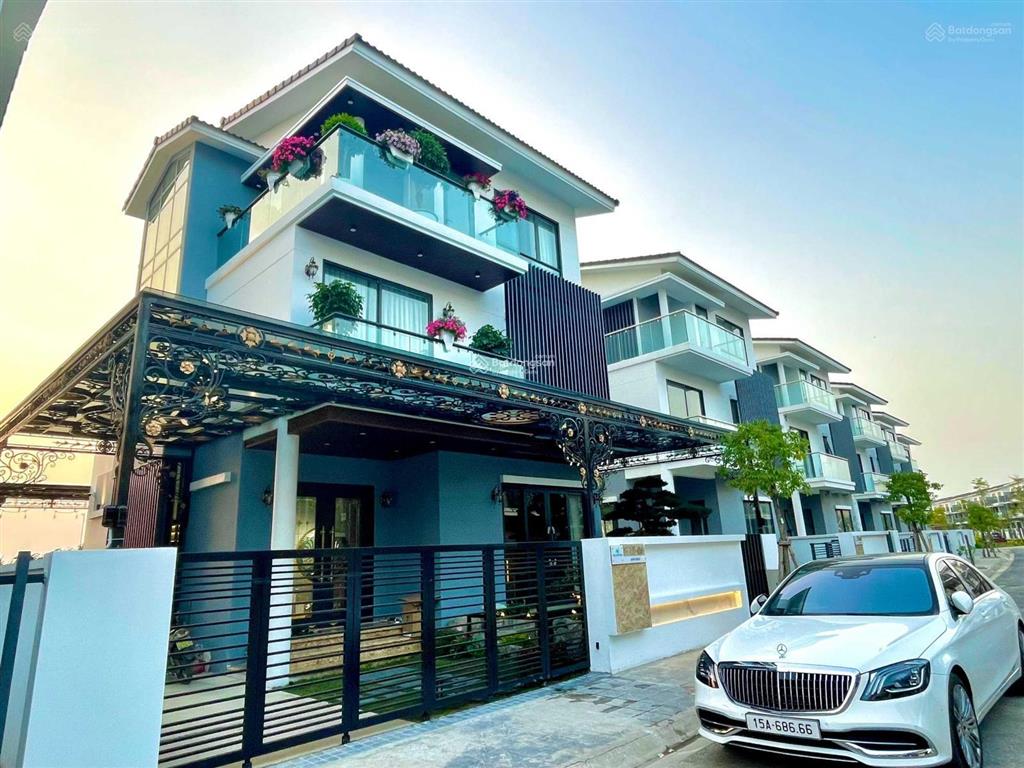 Giá tốt 3 năm trở lại đây biệt thự đơn lập beomes, view sông, 206m2, hàng cực hiếm