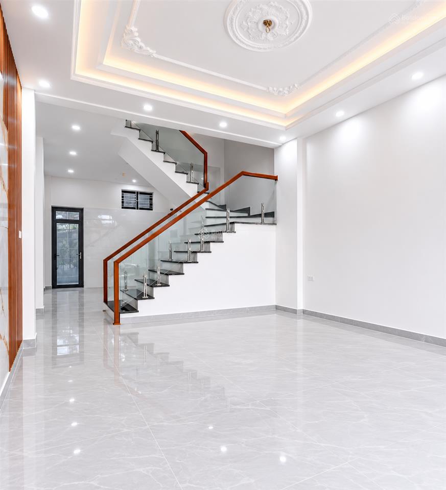Nhà 64m2, 4 tầng phủ thượng đoạn. 2,95 tỷ ngõ thông ô tô qua