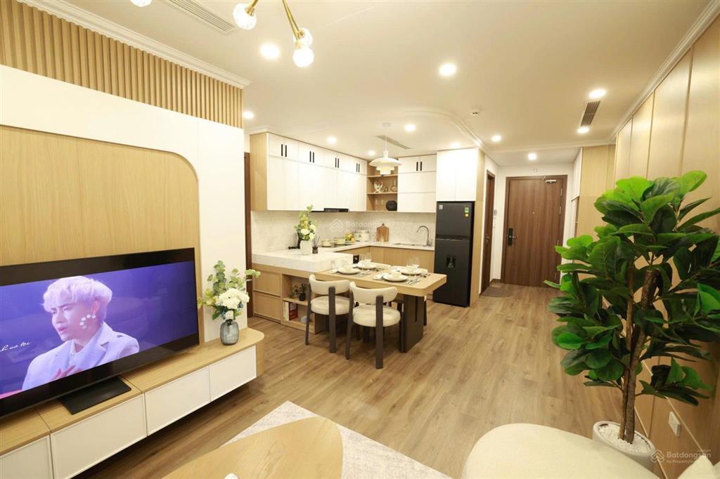 Chung cư cạnh đại học fpt, the zenith, 2,5 tỷ view bể bơi, thanh toán 39% nhận nhà