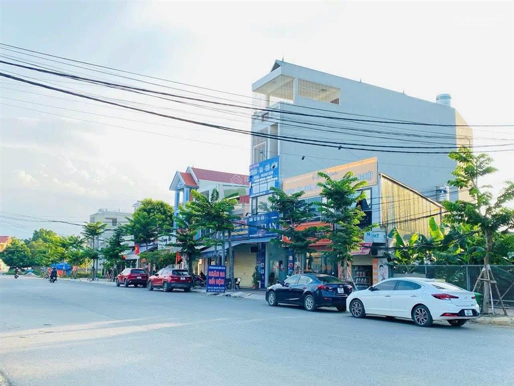Bán cắt lỗ gấp lô đất 100m² gần đh quôc gia , fpt