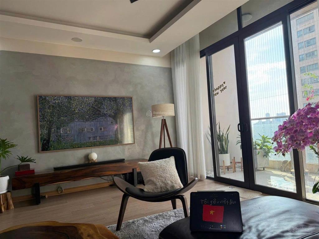 Bán ch b3b nam trung yên 73m 3n2w giá 6,5 tỷ đầy đủ nội thất