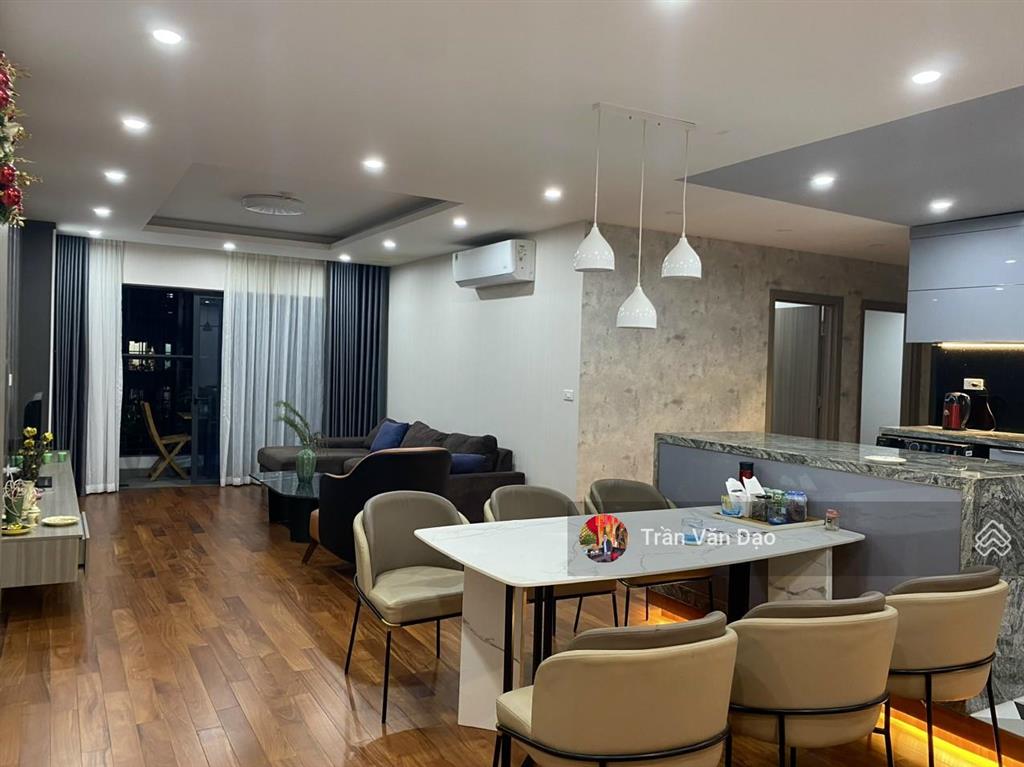 Giá cực tốt chủ nhà quen có nhờ em bán căn 3pn,căn góc tại home city, nhà đẹp 0976,044.926
