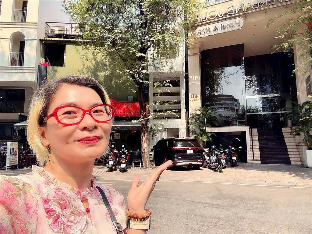 QUẬN 1: SIÊU PHẨM 8 TẦNG MẶT TIỀN THI SÁCH, P.SÀI GÒN - DT 76M2 SH NỞ HẬU ĐẸP- CHÍNH CHỦ